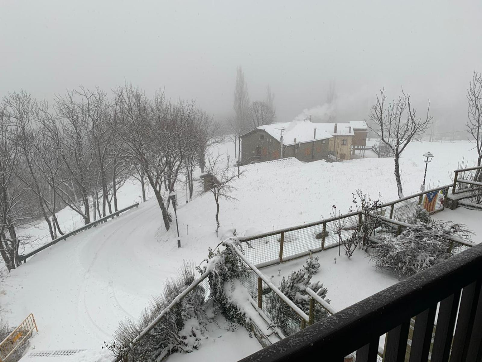Apartament Saldes Pedraforca Zewnętrze zdjęcie